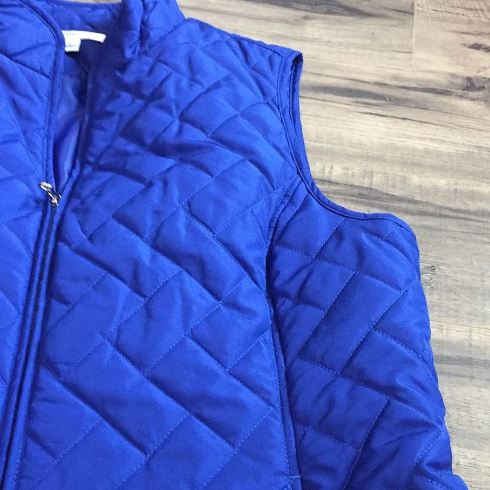 Jacket - Picture 2 of 9